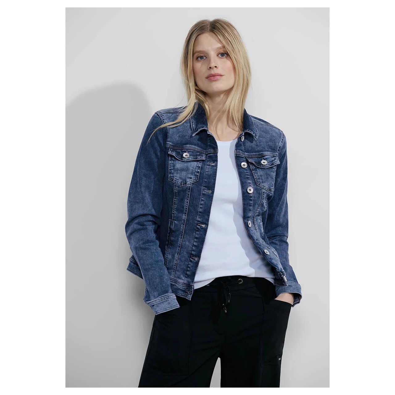 Cecil Damen Jeansjacke Medium Blue Used Washed 4 Cecil Damen Jeansjacke Medium Blue Used Washed – Bild 2
