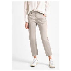 Cecil Scarlett 7/8 Baumwollhose Boulder Beige -Wellensteyn Shop cecil jeans scarlett washed beige 15603 model vorne