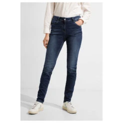Cecil Jeans Vicky Mid Blue Used Wash -Wellensteyn Shop cecil jeans vicky mid blue 10235 model vorne