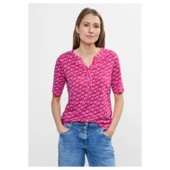 Cecil Damen T-Shirt Minimal Tunic Splitneck Pink Sorbet Printed 8 Cecil Damen T-Shirt Minimal Tunic Splitneck Pink Sorbet Printed -Wellensteyn Shop cecil minimal tunic with splitneck bluse rosa 25597 model vorne