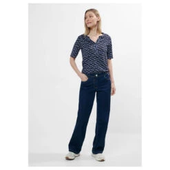 Cecil Damen T-Shirt Minimal Tunic Splitneck Universal Blue Printed -Wellensteyn Shop cecil minimal tunic with splitneck rundhalsshirt blau 25512 model