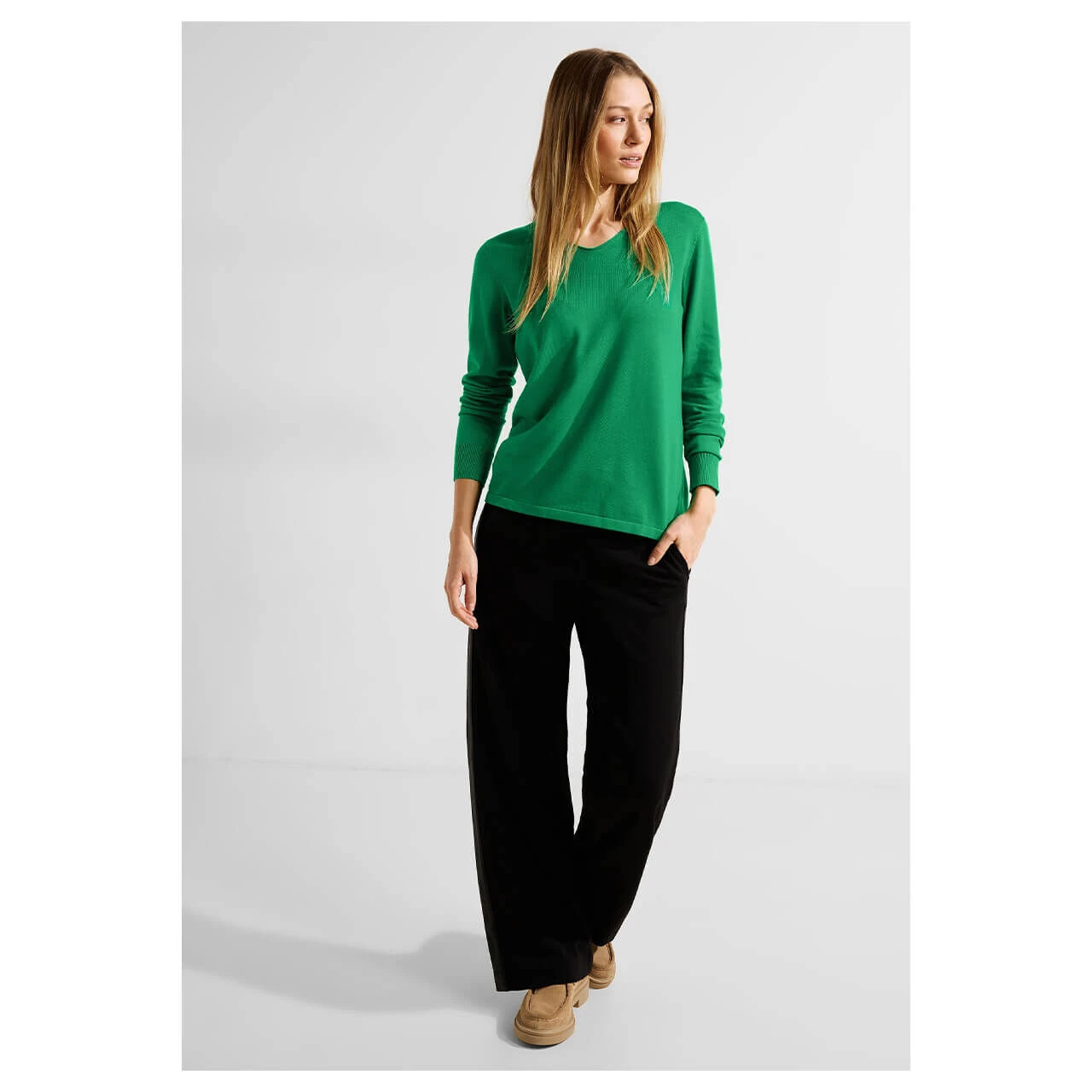 Cecil Damen Pullover Rounded V-Neck Easy Green 6 Cecil Damen Pullover Rounded V-Neck Easy Green – Bild 4