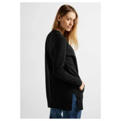 Cecil Damen Pullover Rounded V-Neck Black -Wellensteyn Shop cecil pullover v neck schwarz 10001 model seite