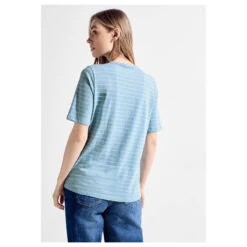 Cecil Damen T-Shirt Stripe Basic Roundneck Soft Light Blue -Wellensteyn Shop cecil stripe basic roundneck blau 25877 model hinten