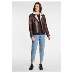 Gipsy (by Mauritius) Damen Lederjacke Tyla Brown 14 Gipsy (by Mauritius) Damen Lederjacke Tyla Brown -Wellensteyn Shop gipsy tyla bikerjacke brown ansicht model stehend