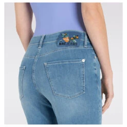 MAC Dream Chic 7/8 Jeans Simple Blue Washed Wonderlight -Wellensteyn Shop mac jeans dream chic 7 8 blau d289 model hinten