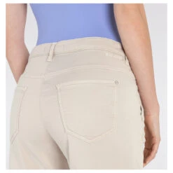 MAC Jogn Short Baumwoll Bermuda Ivory -Wellensteyn Shop mac jeans jog n short beige 208w model hinten