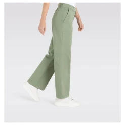 MAC Nora Cotton Chinohose Dried Rosemary -Wellensteyn Shop mac jeans nora cotton gruen 343r model seite