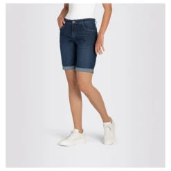 MAC Shorty Jeans New Basic Wash Summer Clean -Wellensteyn Shop mac jeans shorty summer clean new basic wash blau d845 model front