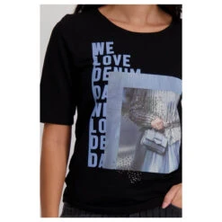 Monari Damen T-Shirt Black Glitter Blue Print 13 Monari Damen T-Shirt Black Glitter Blue Print -Wellensteyn Shop monari denim love t shirt schwarz 999 model detail