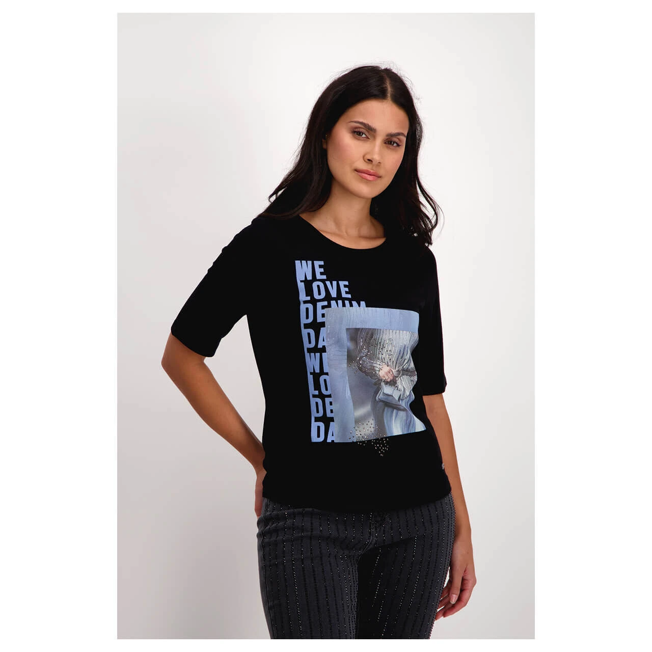 Monari Damen T-Shirt Black Glitter Blue Print 5 Monari Damen T-Shirt Black Glitter Blue Print – Bild 3