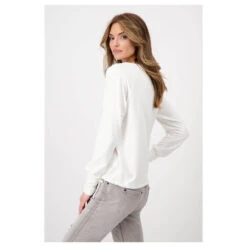 Monari Damen Langarm Shirt Off White Shine -Wellensteyn Shop monari langarmshirt weiss 102 model seite