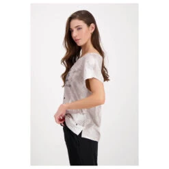 Monari Damen T-Shirt Bamboo Beige Print -Wellensteyn Shop monari tshirt dubai 768 ansicht model seitlich