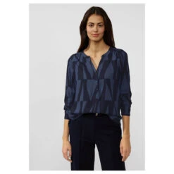 Street One Bamika Damen Langarm Bluse Deep Blue Printed Graphic Print 8 Street One Bamika Damen Langarm Bluse Deep Blue Printed Graphic Print -Wellensteyn Shop street one bamika grafic print bluse blau 21238 vorne