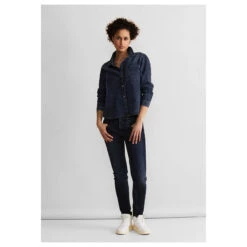 Street One Damen Langarm Jeansbluse Blue Soft Washed -Wellensteyn Shop street one denim blouse jeansbluse blue soft wash 15688 model