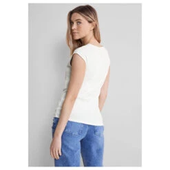 Street One Damen T-Shirt Ada Off White 9 Street One Damen T-Shirt Ada Off White -Wellensteyn Shop street one heart shape style ada v shirt weiss 10108 model hinten