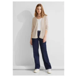 Street One Damen Strickjacke Nette Knit Smooth Sand Beige -Wellensteyn Shop street one nette summer knit shirtjacke beige 15437 model
