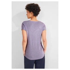 Street One Damen T-Shirt V-neck Shiny Lilac -Wellensteyn Shop street one v neck shiny shirt violett 15153 model hinten