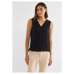 Street One Damen Blusen Top Black 10 Street One Damen Blusen Top Black -Wellensteyn Shop streeto one solid blousetop bluse schwarz 10001 ansicht detail vorne